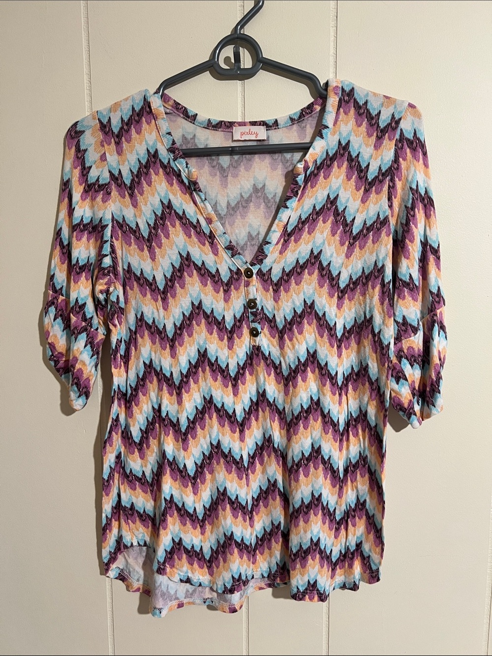 Pixley Chevron V-Neck Short Sleeve Top in Blue, Purple, Pink and Tan